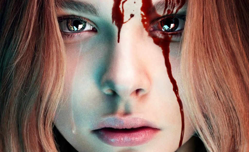 first-look-at-the-carrie-remake-movie-trailer-feat
